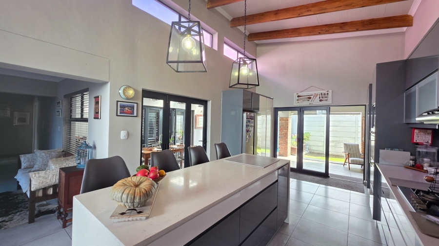 3 Bedroom Property for Sale in Hopefield Western Cape